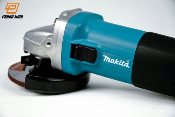 may-mai-goc-makita-9553nb-7