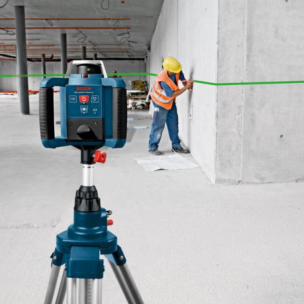 may-can-muc-dinh-vi-xoay-lazer-tia-xanh-bosch-grl-300-hvg-4