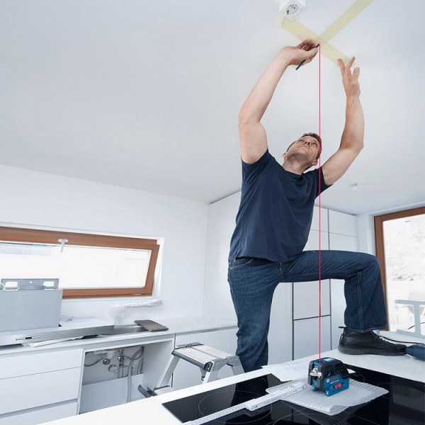 may-can-muc-lazer-tia-do-bosch-gcl-25-3