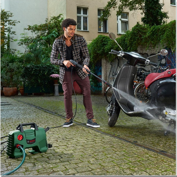 may-phun-xit-rua-xe-bosch-aqt110-19
