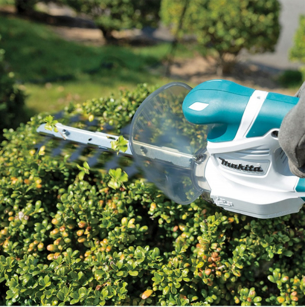may-tia-hang-rao-dung-pin-110mm-makita-um110dwyx-2