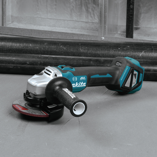may-mai-makita-dga514z-125mm-18v-ko-pin-sac-1