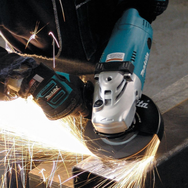 may-mai-makita-ga7020-180mm-2200w-6