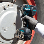 may-siet-bu-long-makita-dtw700rtj-127mm-18v2-5-1-1