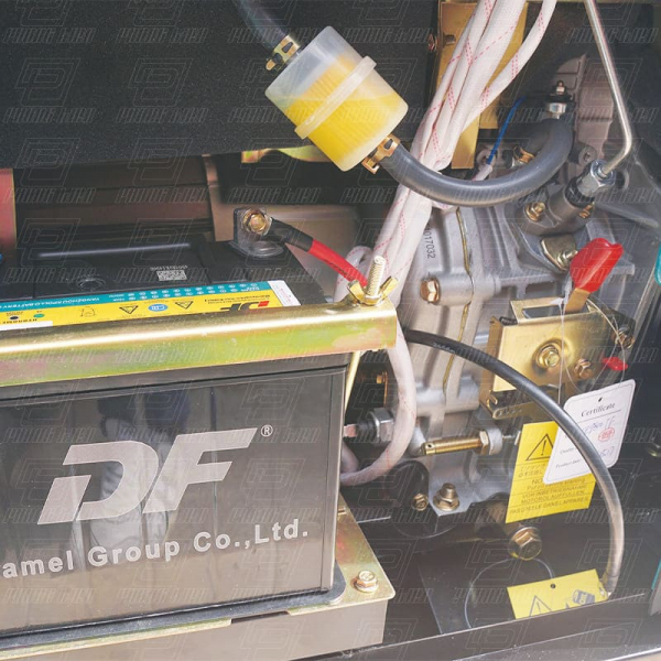 may-phat-dien-chay-dau-denko-kde9600tf-6-4