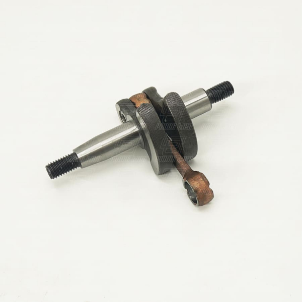 bien-may-cat-co-hyundai-hd-826-2