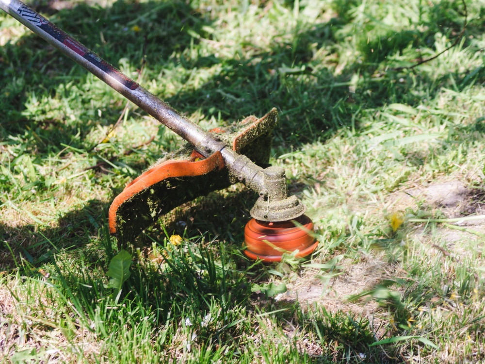 Cắt cỏ nhanh mà không tốn cước