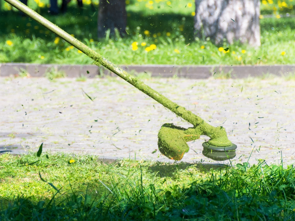 Cắt cỏ nhanh mà không tốn cước