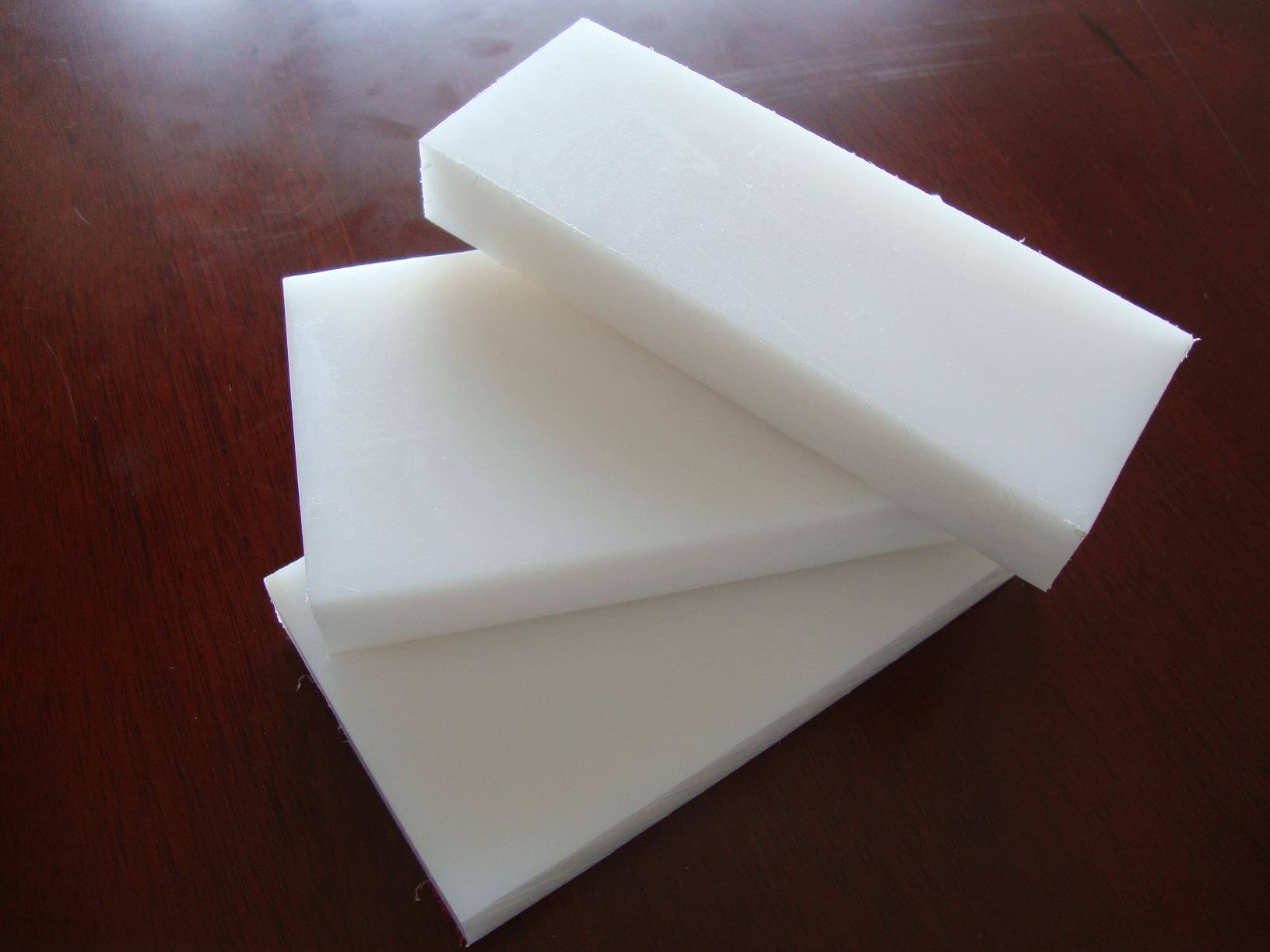 Nhựa PP (Polypropylene)