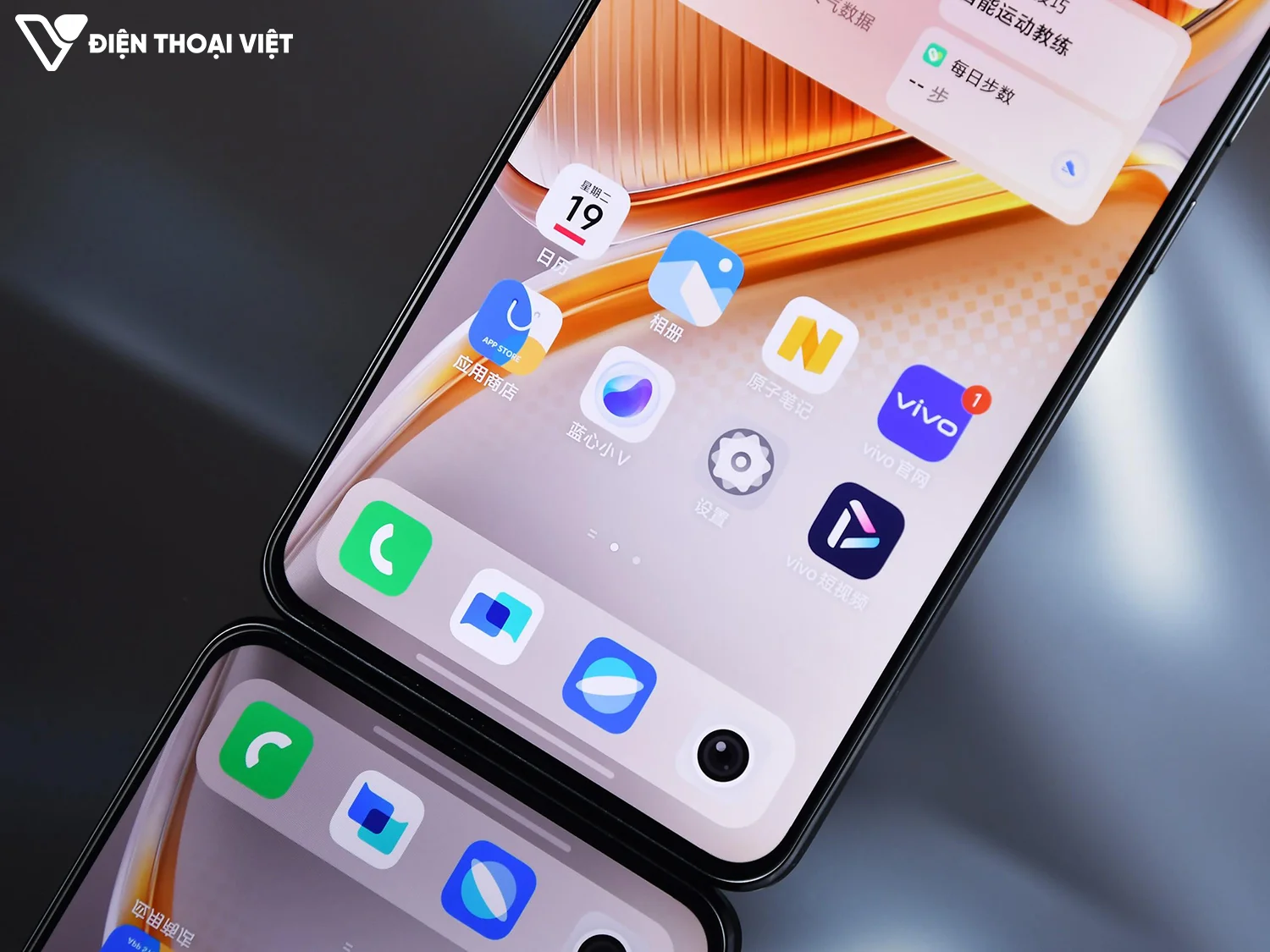 danh-gia-iqoo-neo-10-vien-man-hinh-1