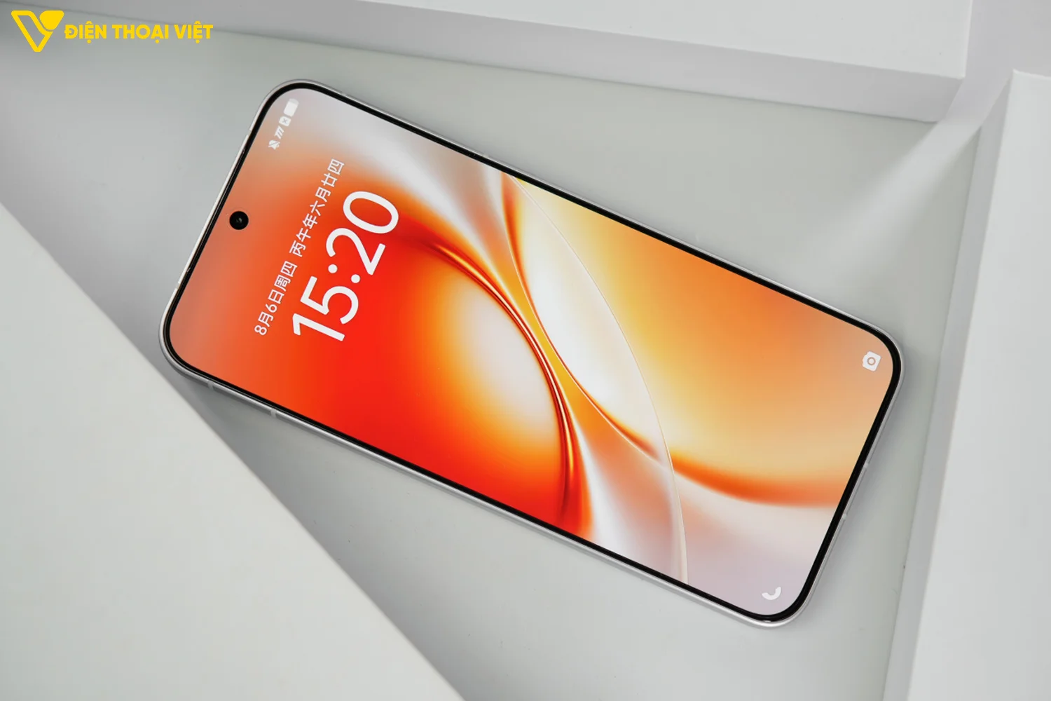 Màn hình iQOO Neo 11 Ultra tối ưu tốt cho game như thế nào?