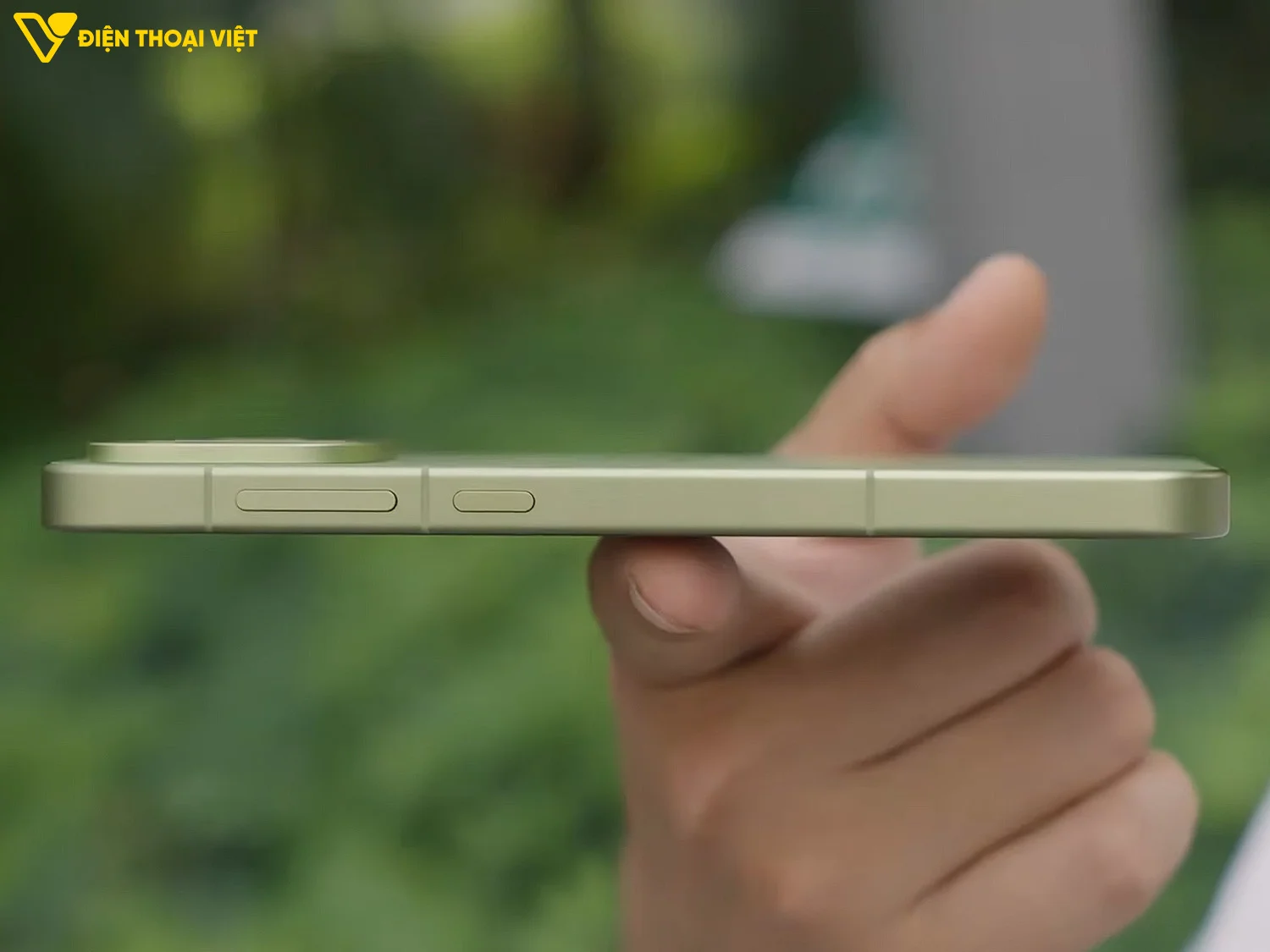 Cạnh phải OnePlus 15T