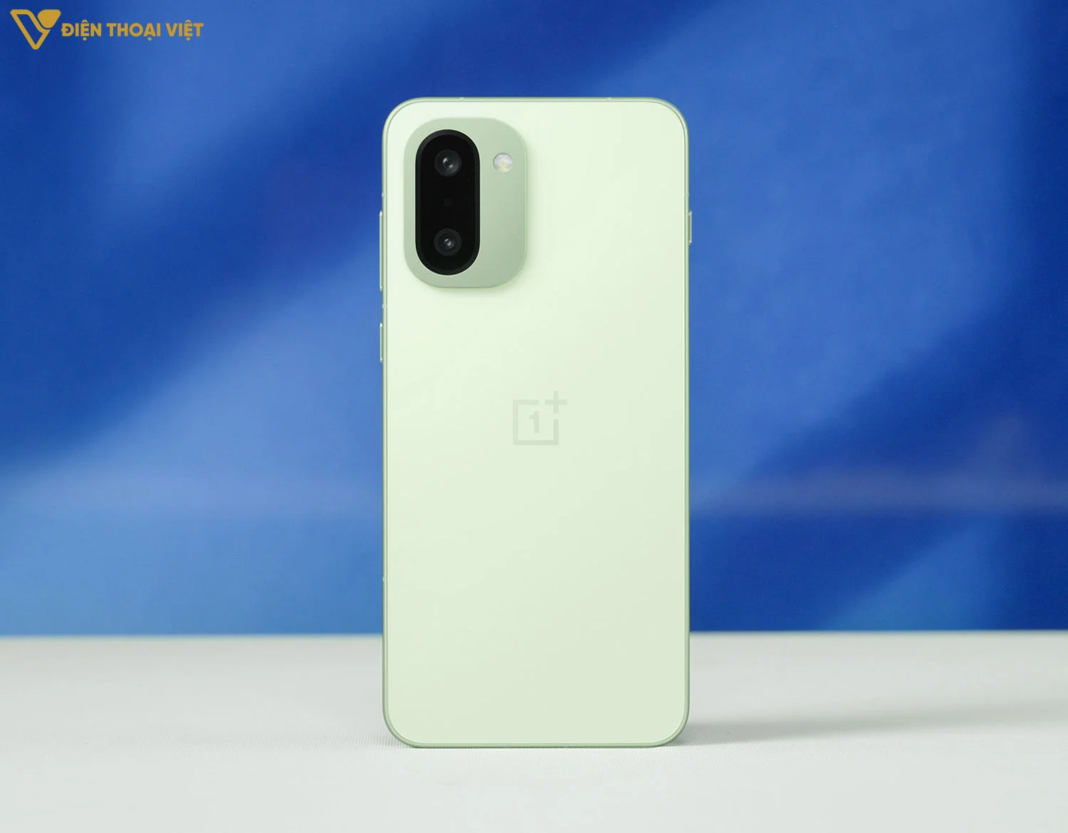 Thiết kế tối giản và vuông vức