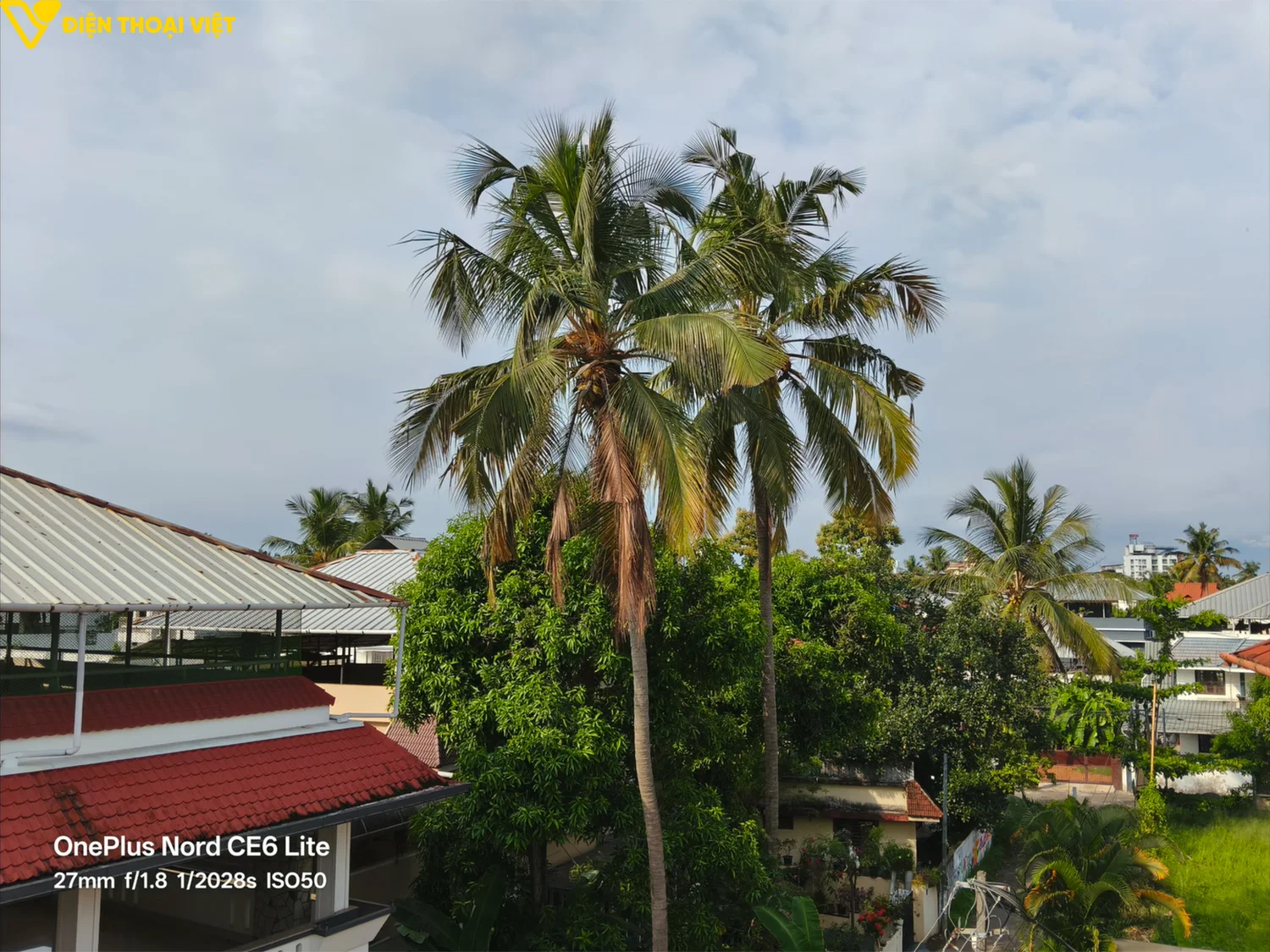 Ảnh chụp bằng camera chính