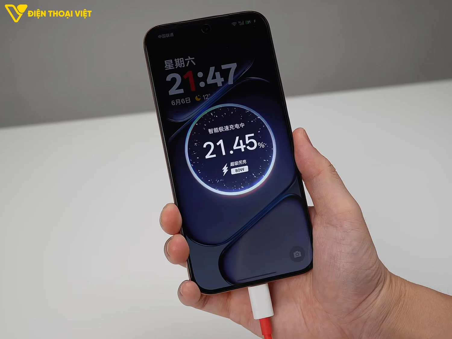 Pin 8000mAh và sạc 80W OnePlus Turbo 6X Pro