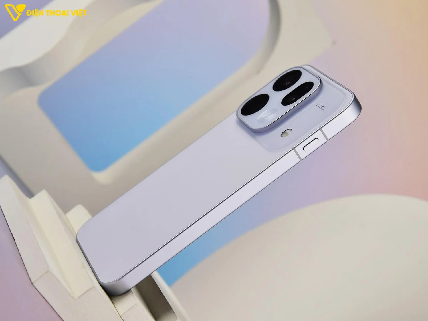 Cạnh trái OPPO Find X9s Pro