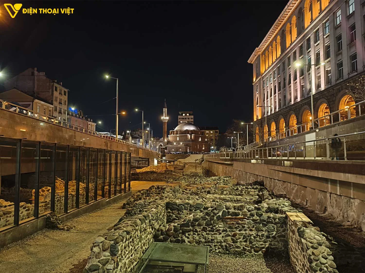 Ảnh chụp đêm POCO X8 Pro Max