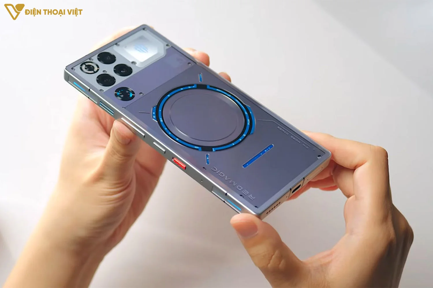 Thiết kế tản nhiệt chất lỏng cực đỉnh