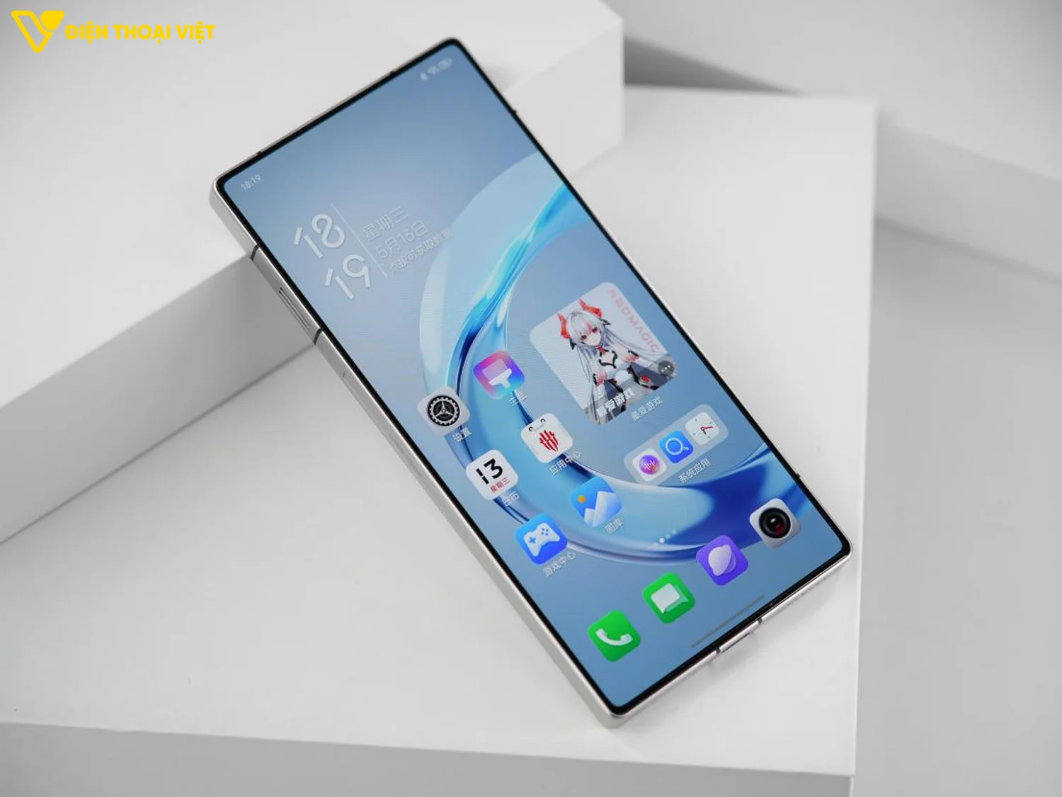 Mặt trước Red Magic 11S Pro Plus