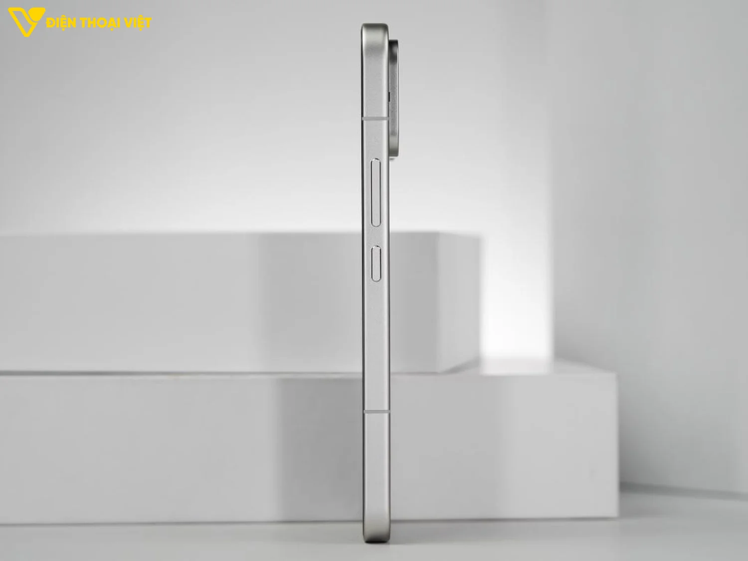 Cạnh phải REDMI K90 Max