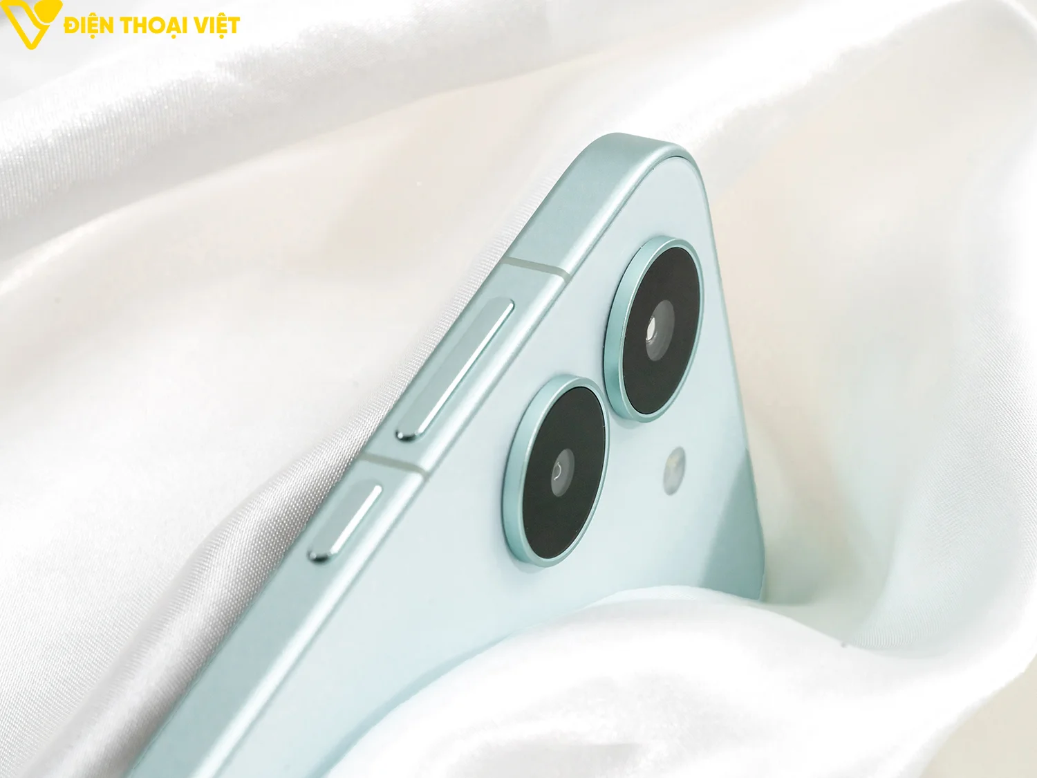 danh-gia-redmi-turbo-5-canh-ben