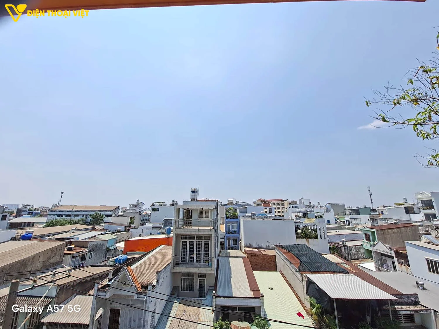 Ảnh chụp camera góc siêu rộng