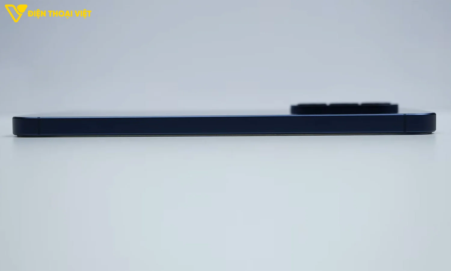 Cạnh trái Samsung A57