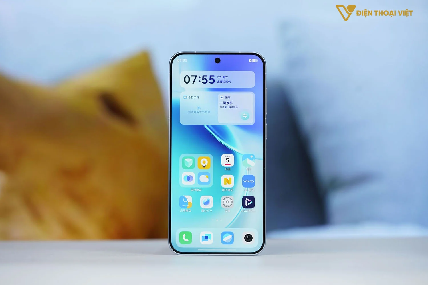 Màn hình nhỏ, phần cứng xịn