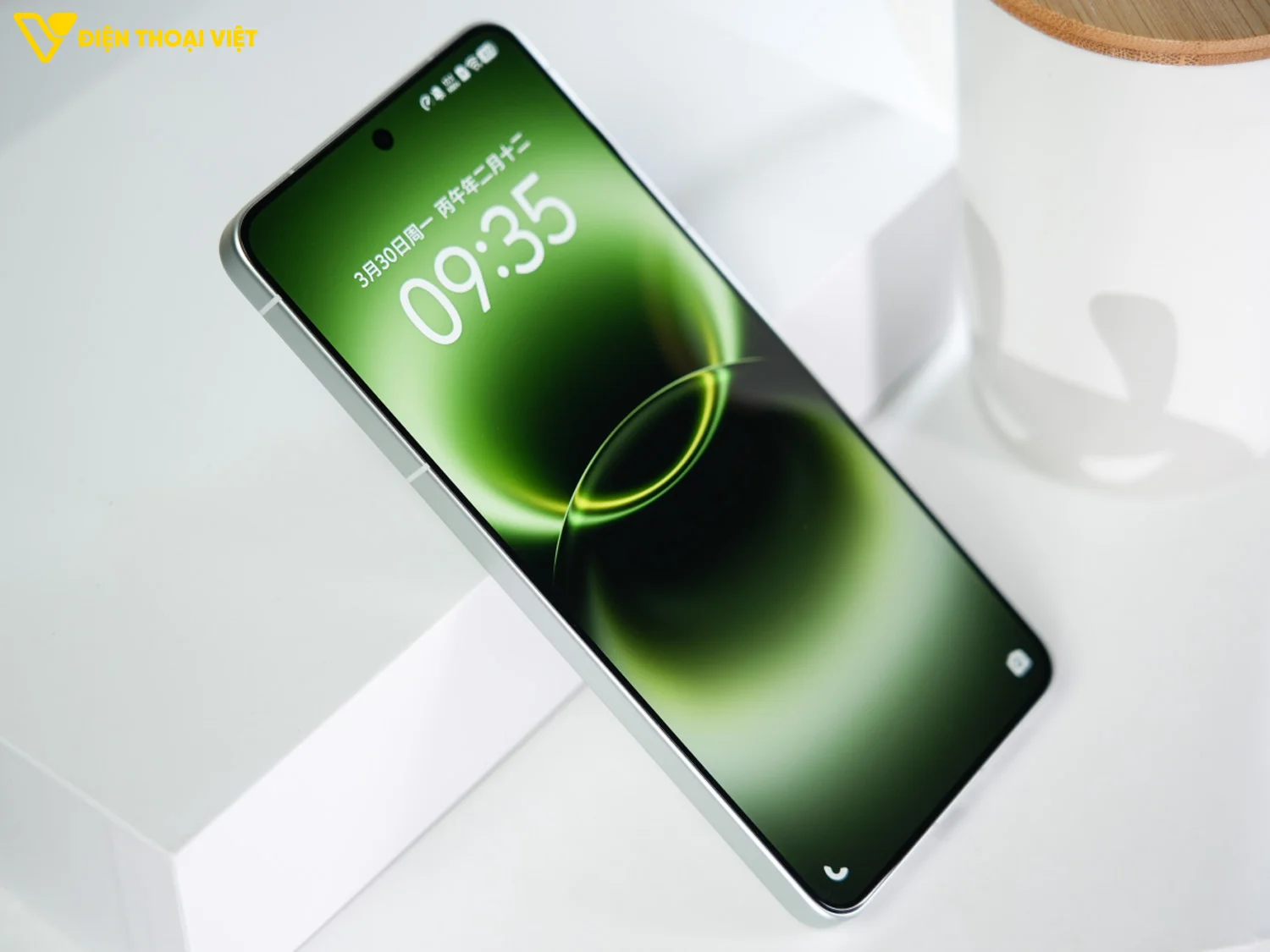 Vivo X300 Ultra có pin 6600mAh