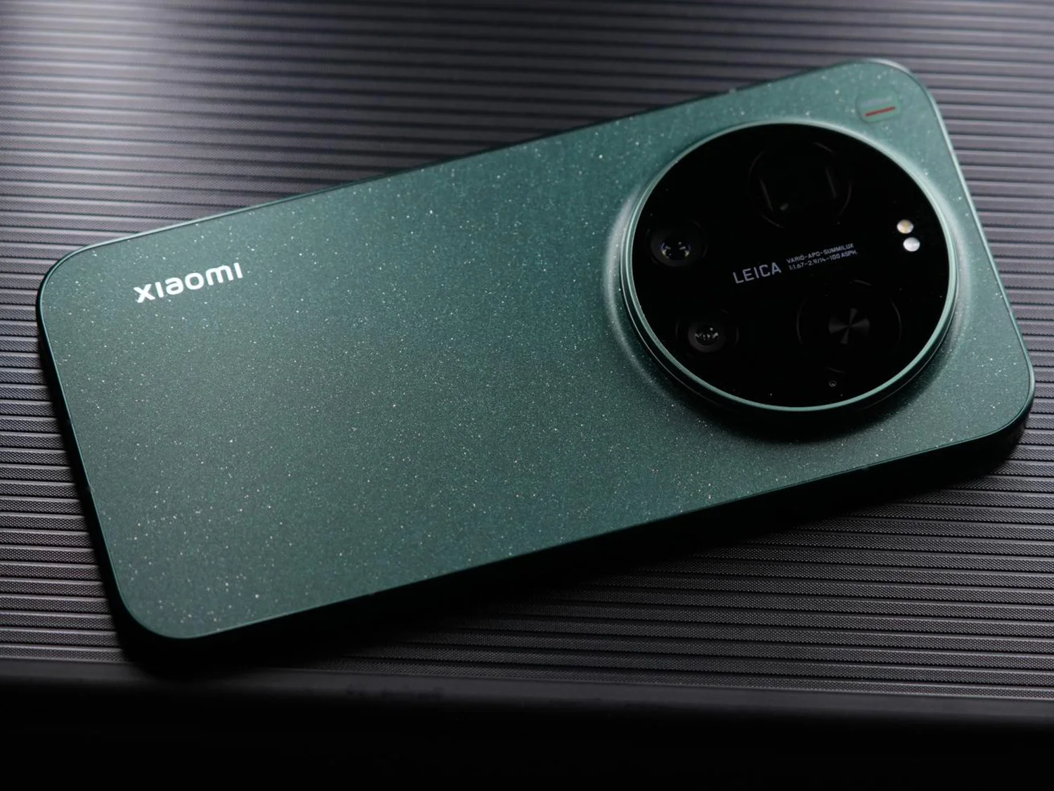 danh-gia-xiaomi-17-ultra-thiet-ke