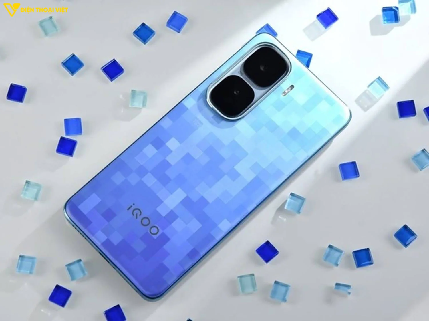 iQOO Neo 10 Pro Plus sở hữu dung lượng pin lên tới 6800mAh