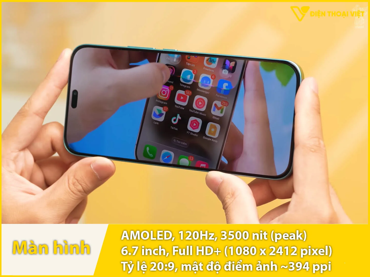 Màn hình 6,7 inch AMOLED 120Hz Full HD+, độ sáng 3500 nit
