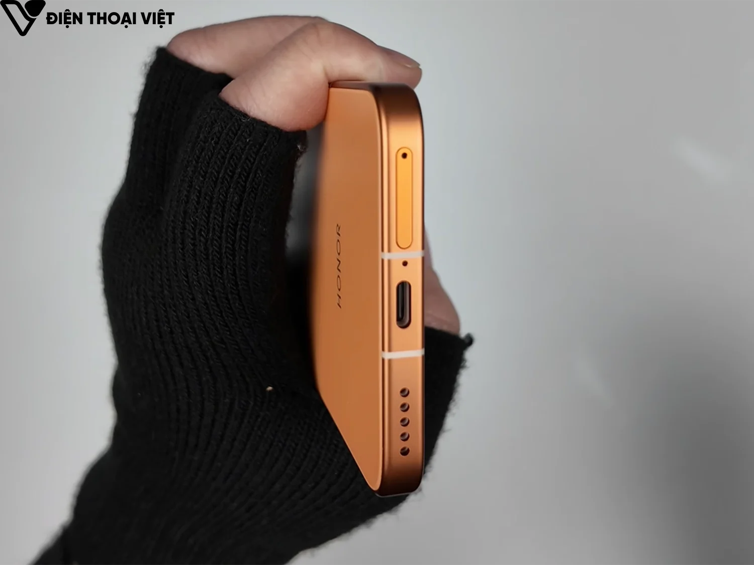 honor-power-2-canh-duoi