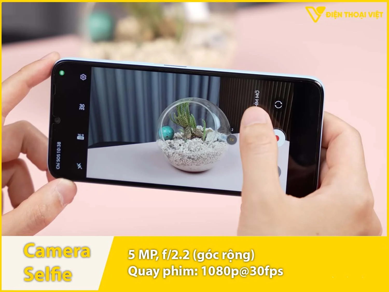Camera selfie 5MP đủ sắc nét & Quay phim 1080p