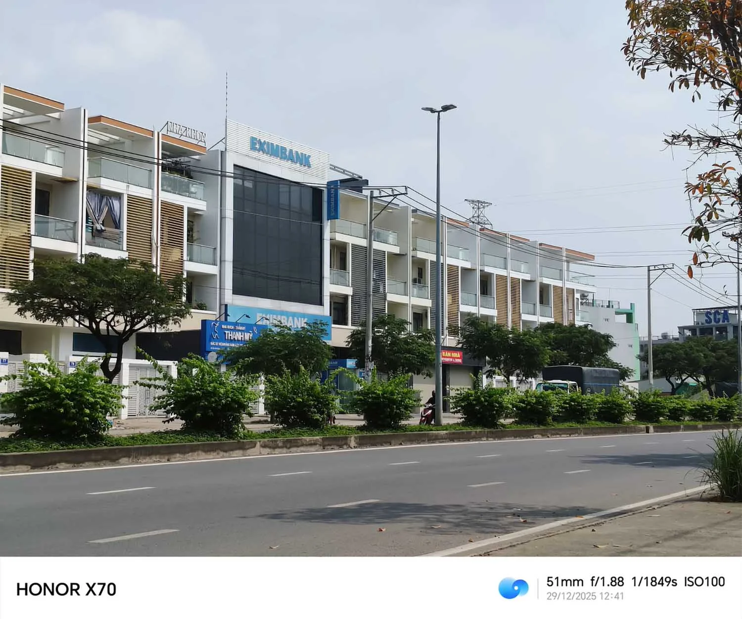 Ảnh chụp zoom kỹ thuật số 2x