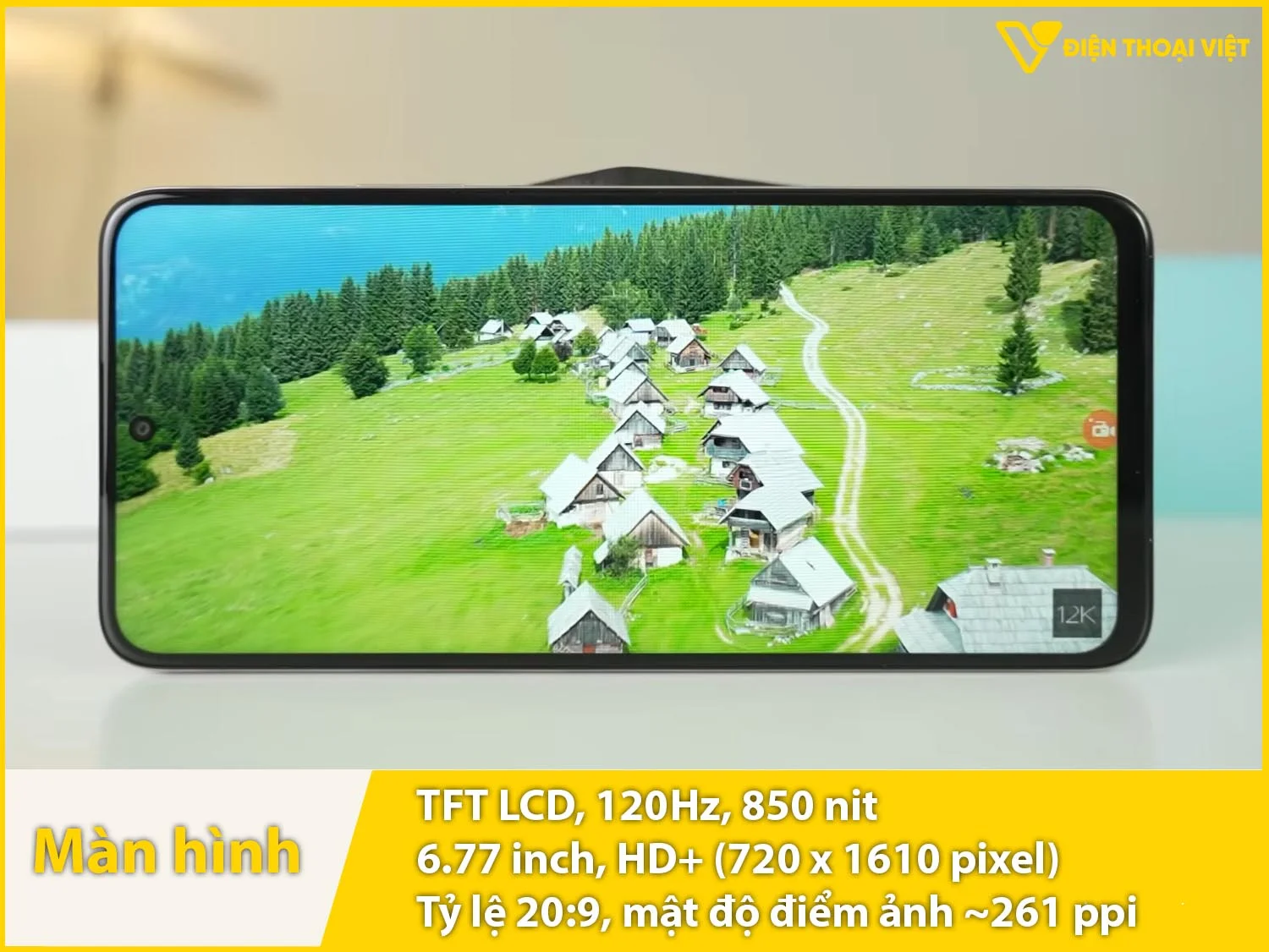 TFT LCD 6,77 inch - 120Hz - 850 nit