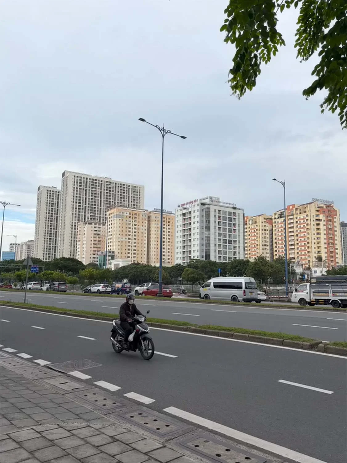 Ảnh phong cảnh đủ sáng