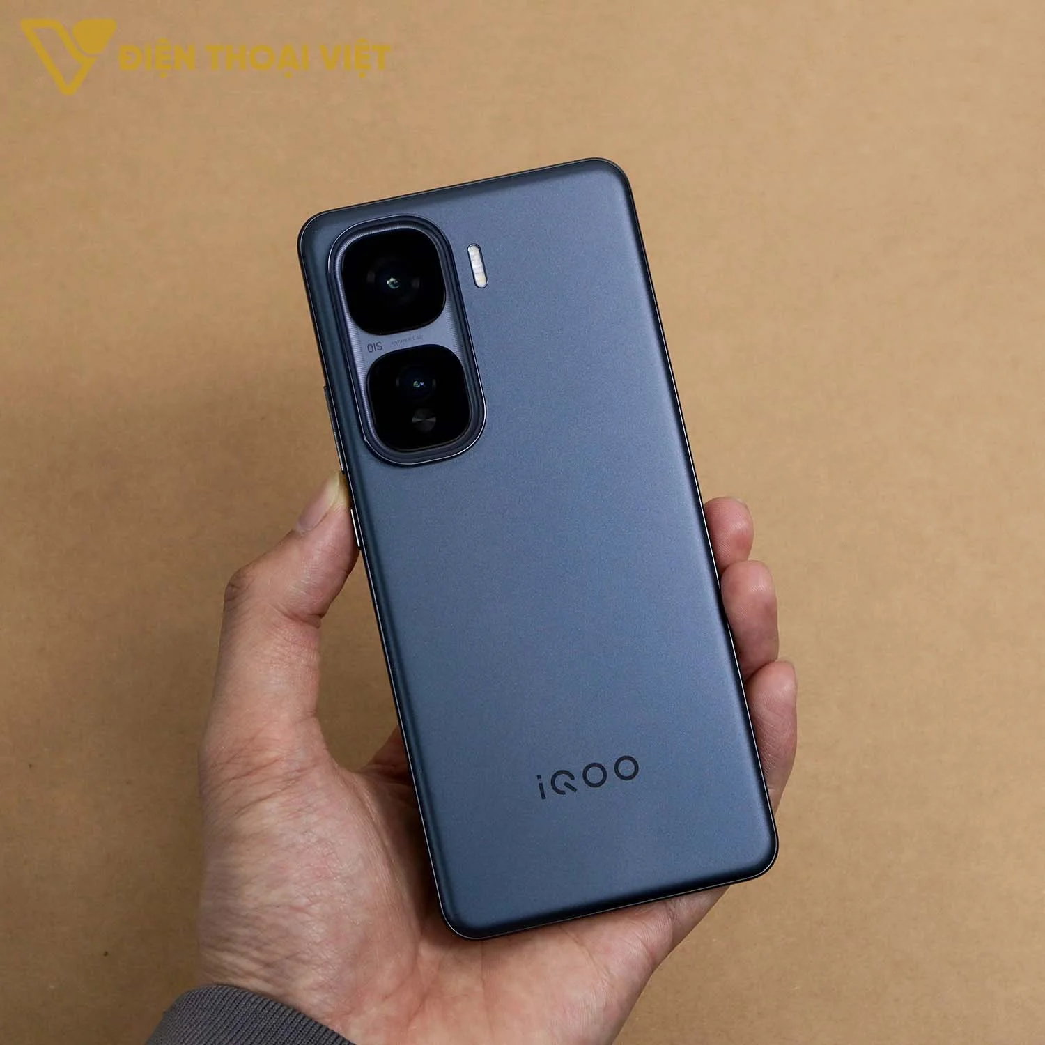 iqoo-neo-10-pro-mat-lung