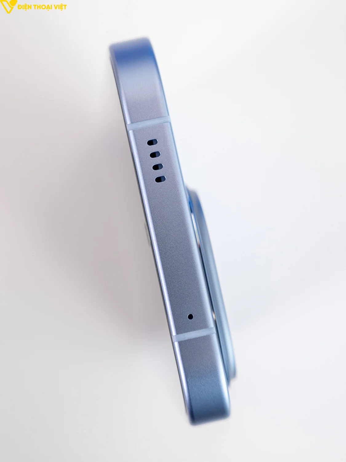 iqoo-z11-turbo-canh-tren-1