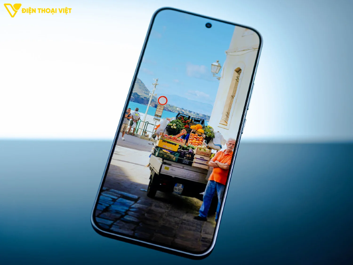 Màn hình AMOLED trên iQOO Z11