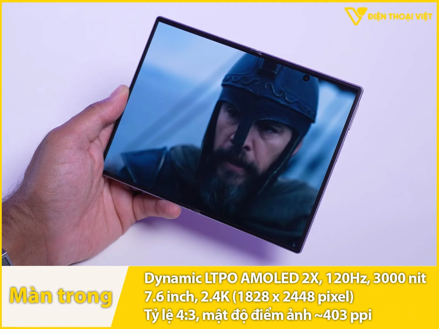 Màn trong LTPO AMOLED 2X 7,6 inch - 120Hz - 3000 nit