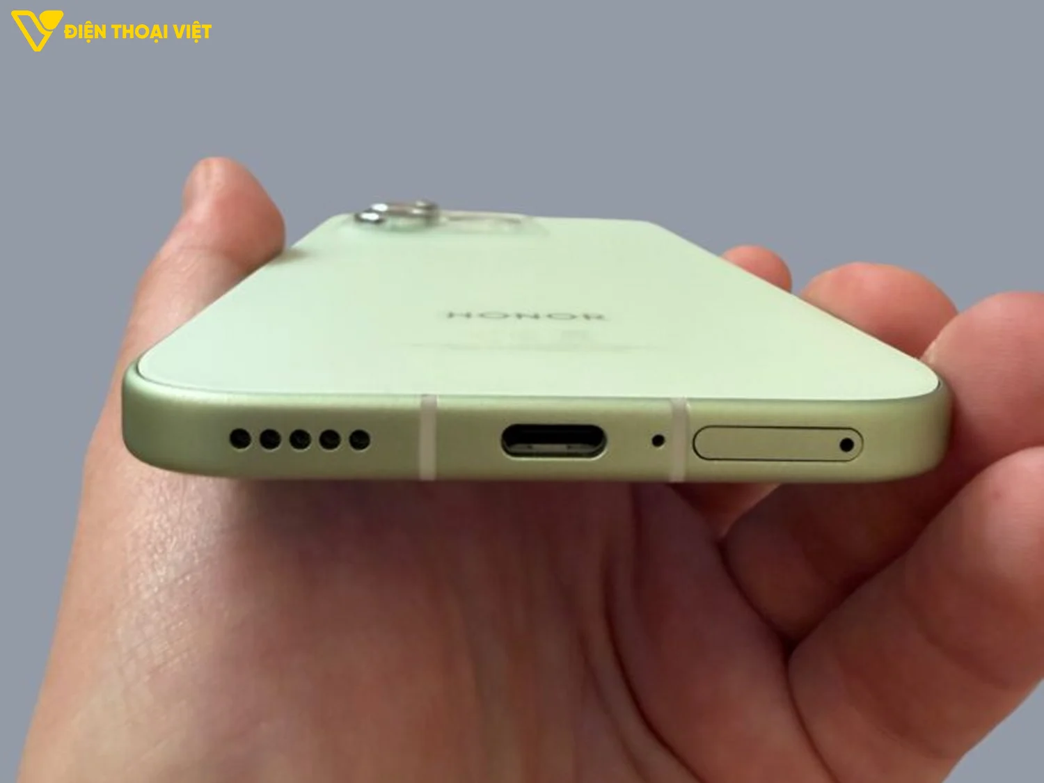 Thiết kế cạnh dưới Honor 600 Lite