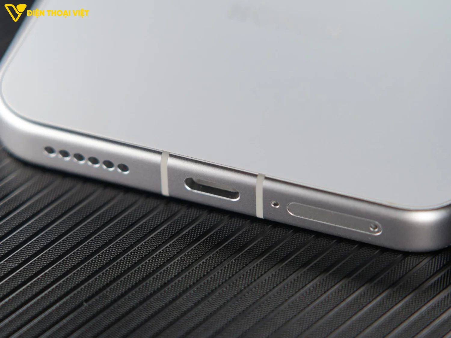 mo-hop-honor-win-canh-duoi