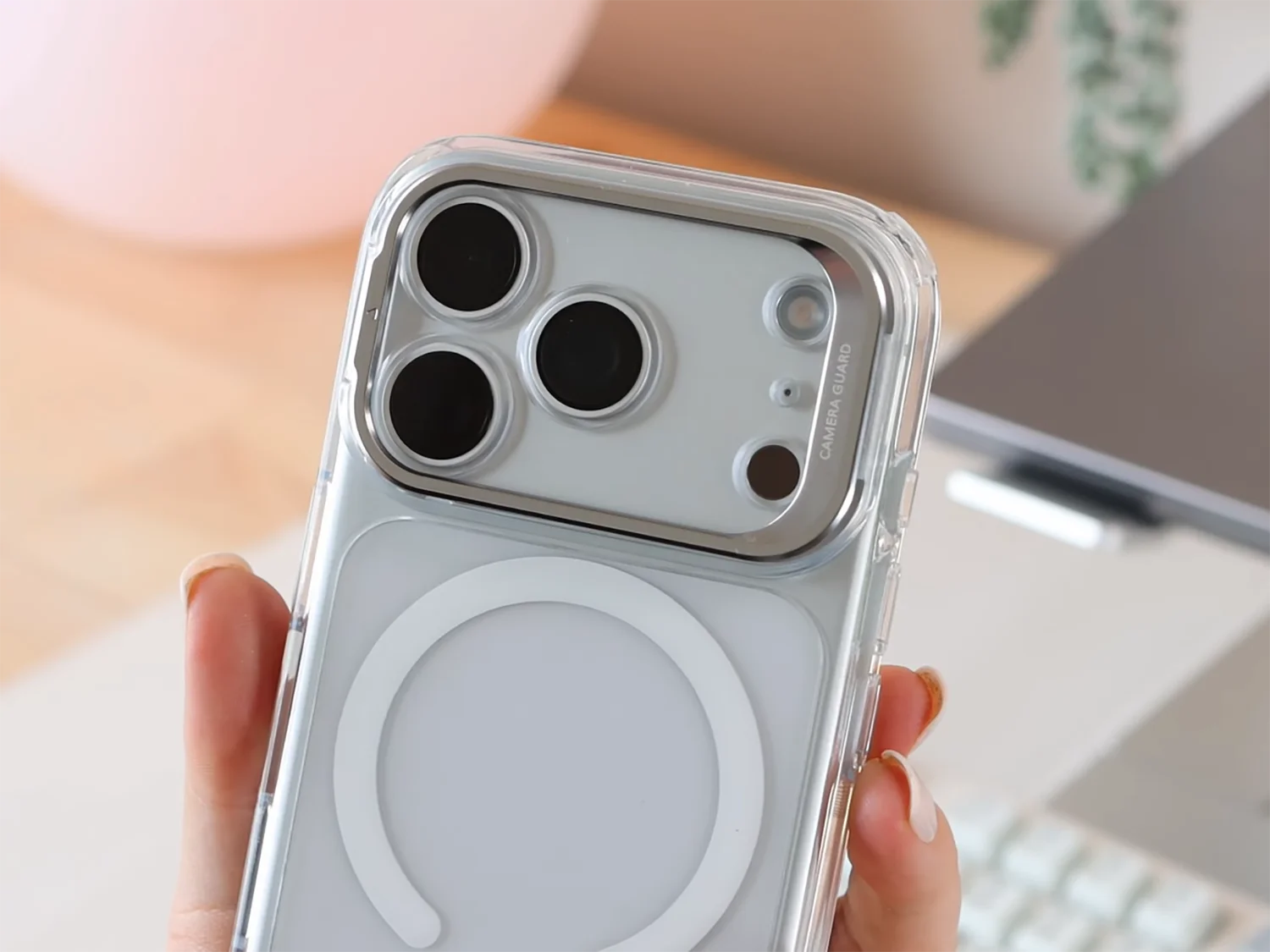 mo-hop-iphone-17-pro-camera-sau