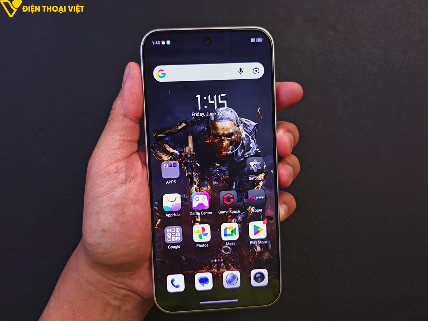 Màn hình AMOLED 6.8 inch 144Hz