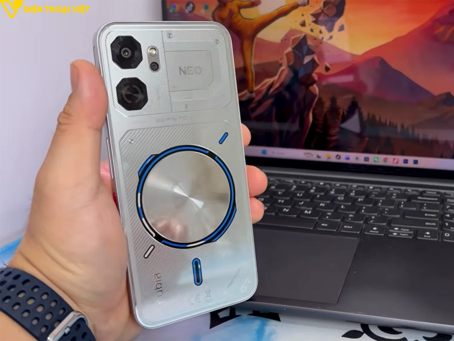 Nubia Neo 5 GT Special Edition mang phong cách cơ khí cyberpunk hiện đại