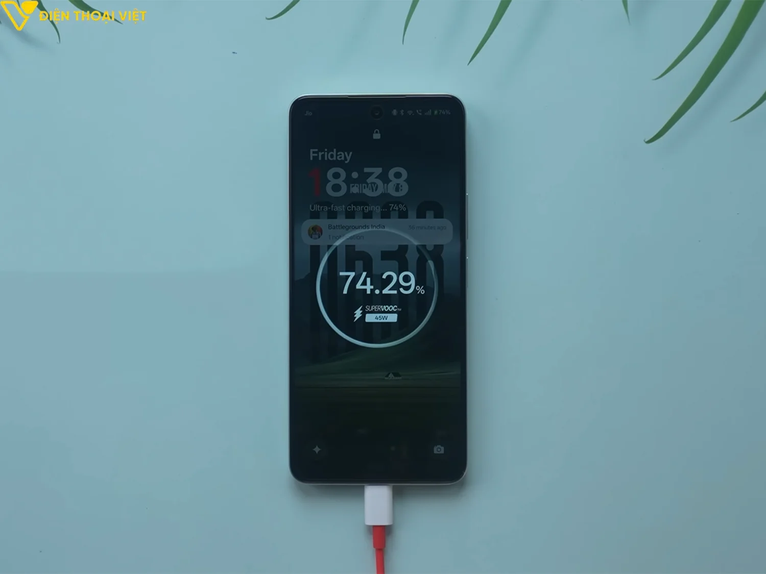 Mãy hỗ trợ sạc nhanh 45W
