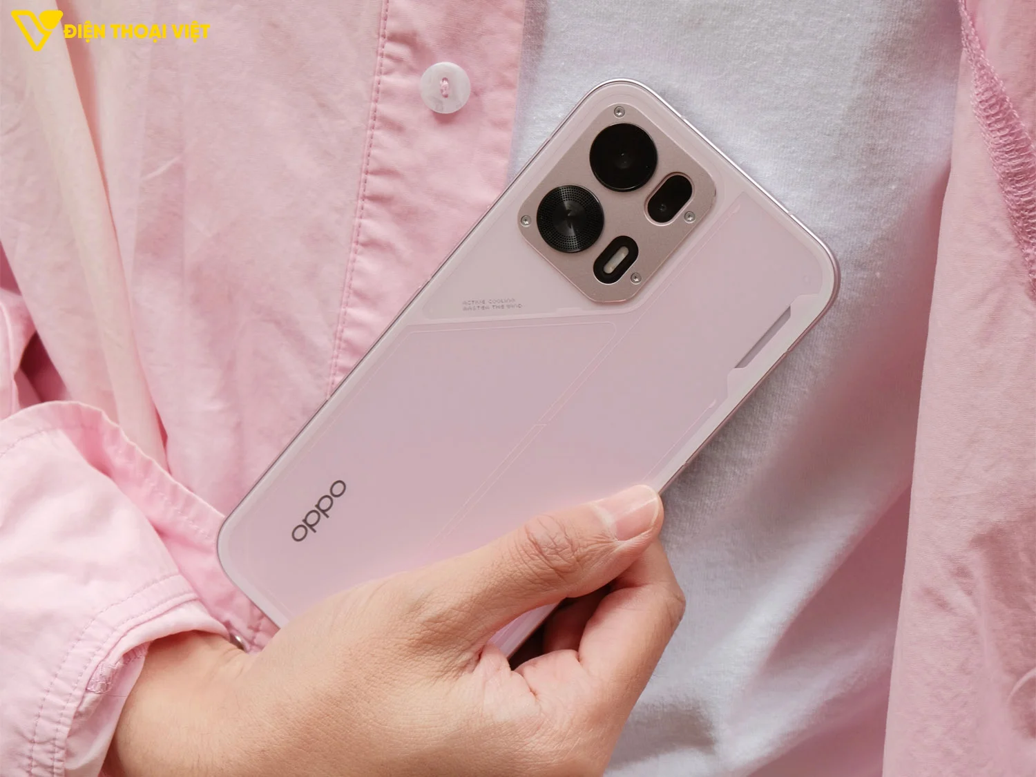 Ngoại hình tổng quan OPPO K15 Pro