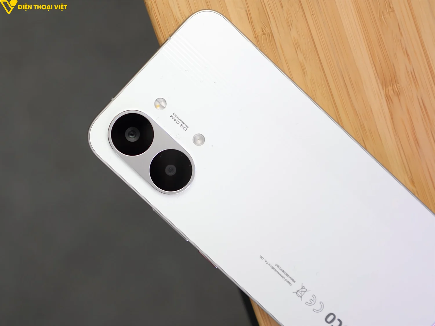 Cụm camera với thiết kế hình viên thuốc