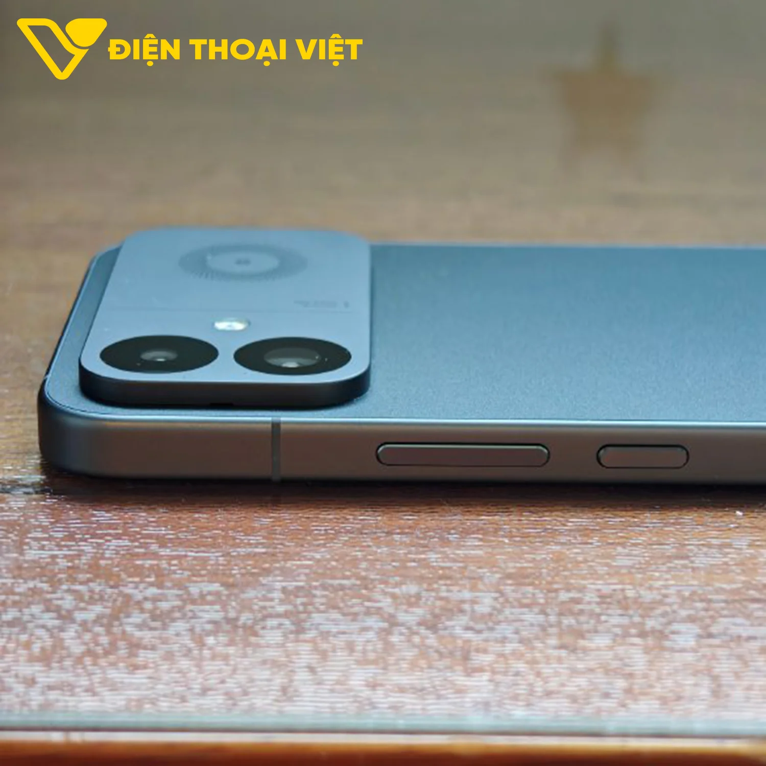 Cạnh bên phải REDMI K90 Ultra